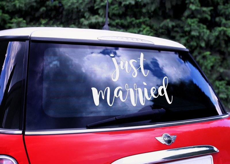 Bryllups klistermærke - bil - Just married
